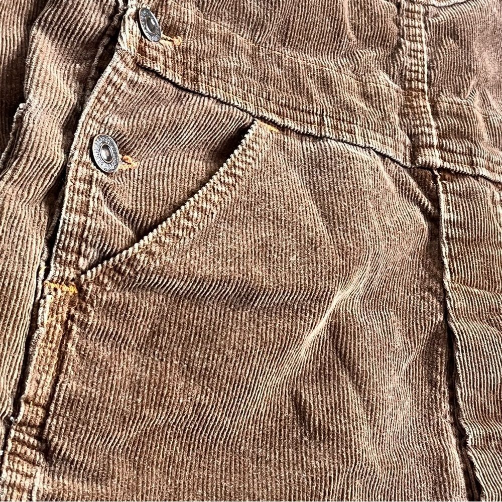 VTG 70’s Corduroy Flared Women’s LEVIS Bib Overalls 29W *SOLD* - Picture 13 of 16
